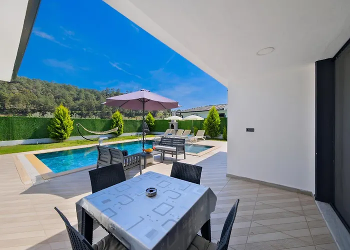 Villa Emir 2 *